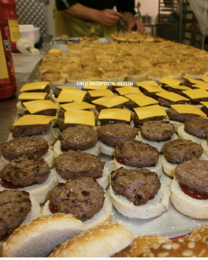 20  double cheese  burger gourmands